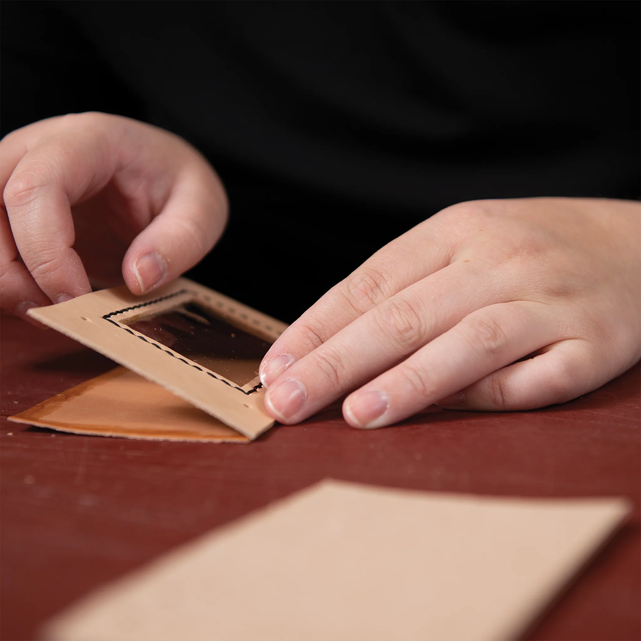 Barge Glue - Image 11
